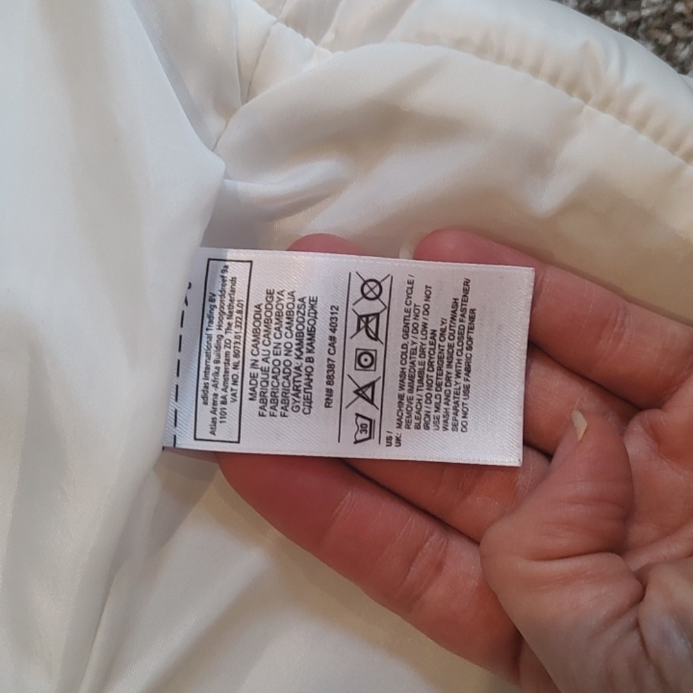 Adidas White Puffer Vest with Hood - Picture 4 of 5